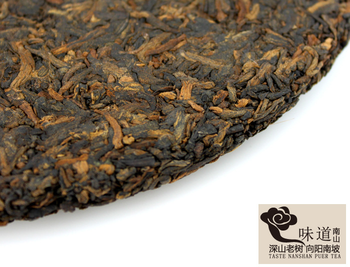 铂金十年陈 云南普洱茶熟茶的醇香与信赖之选